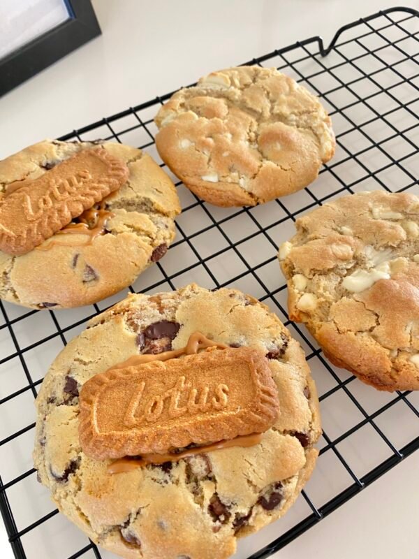 Gourmet chunky cookie