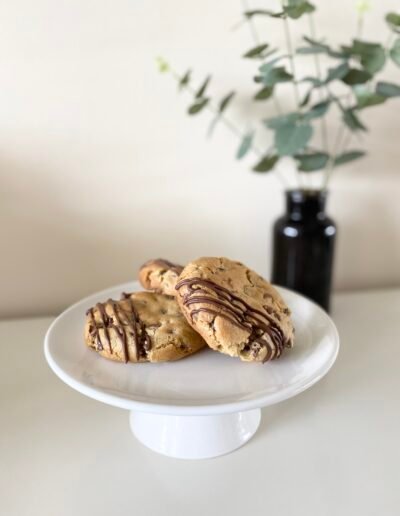 Thick NYC-style cookies in assorted gourmet flavours